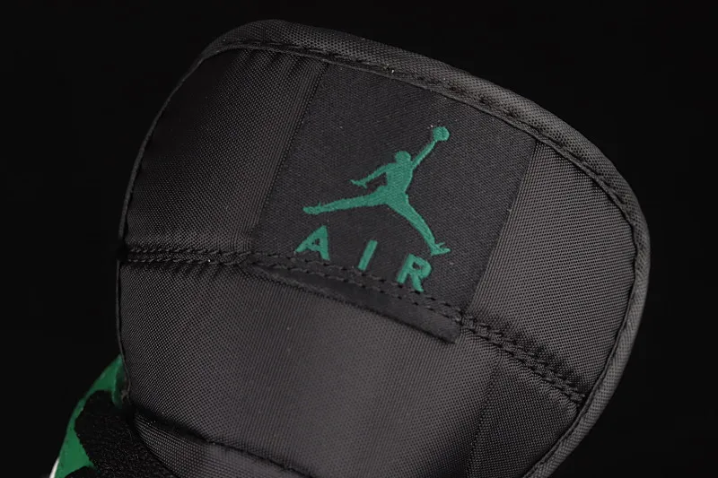 All categories Air Jordan Jordan series basketball shoes Air Jordan 1 Mid Air Jordan 1 Mid "Pine Green" AJ1 Joe 1 refreshing green toe China basketball shoes 852542-301